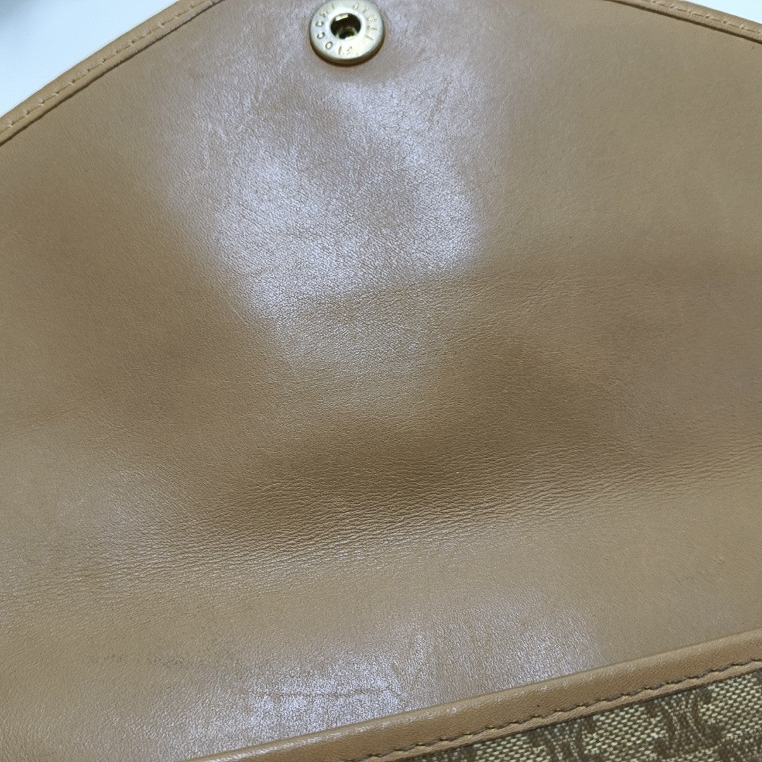 CELINE Khaki Coated Canvas Triumph Clutch Golden hardware-(SKU)-954586171
