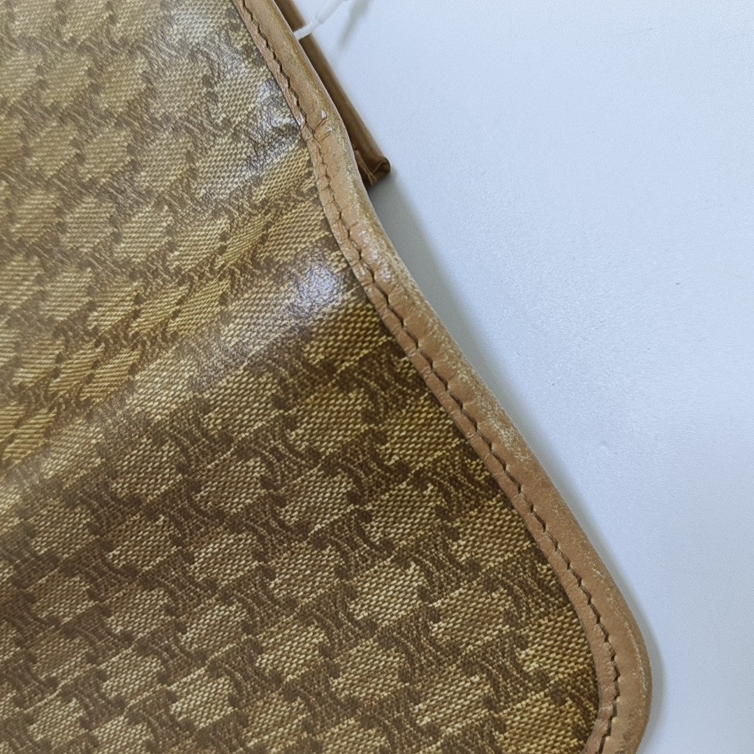 CELINE Khaki Coated Canvas Triumph Clutch Golden hardware-(SKU)-954586171