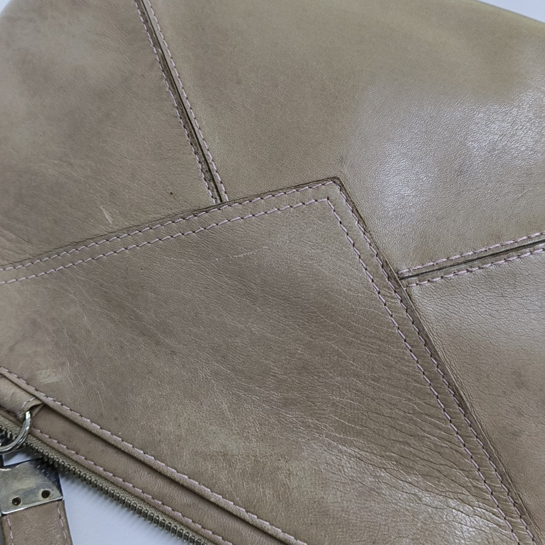 LOEWE Khaki Lambkin Embossed Handbag Silver Hardware-(SKU)-958006542