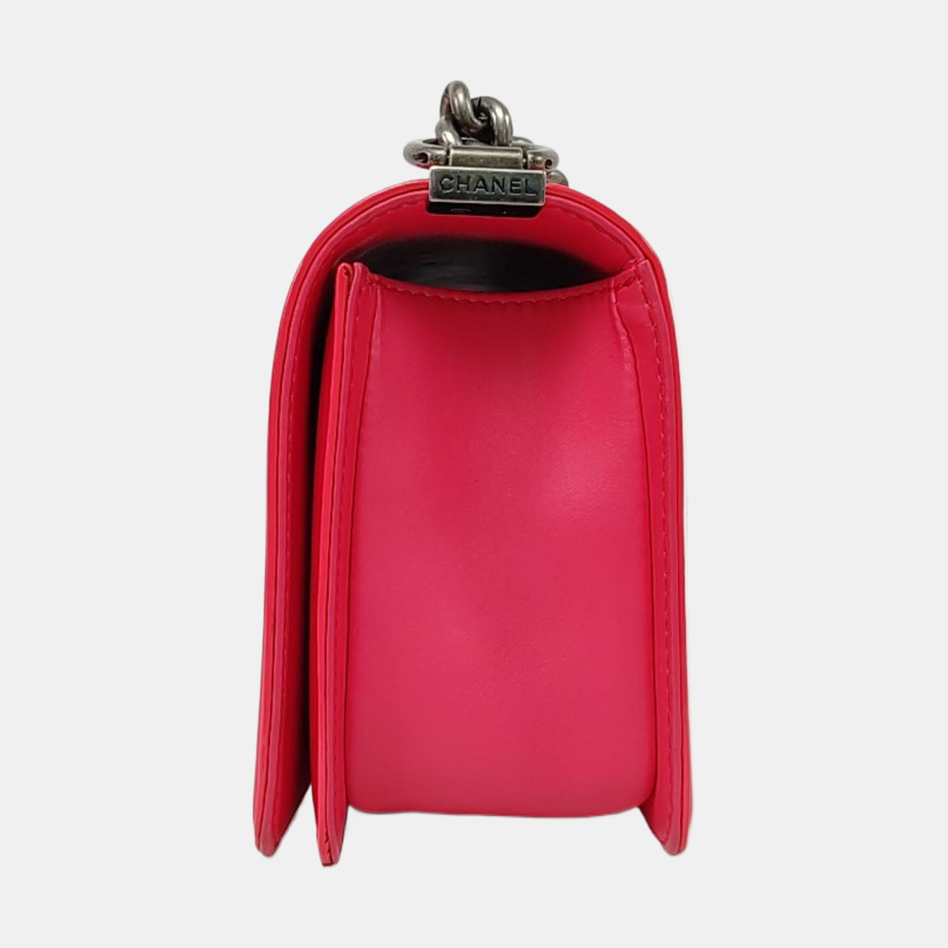 CHANEL BOY CHANEL Medium Pink Patent Leather Quilted Shoulder Bag with Chain Strap, Palladium Hardware, 17 Flap, Removable Shoulder Strap-(SKU)-958774590
