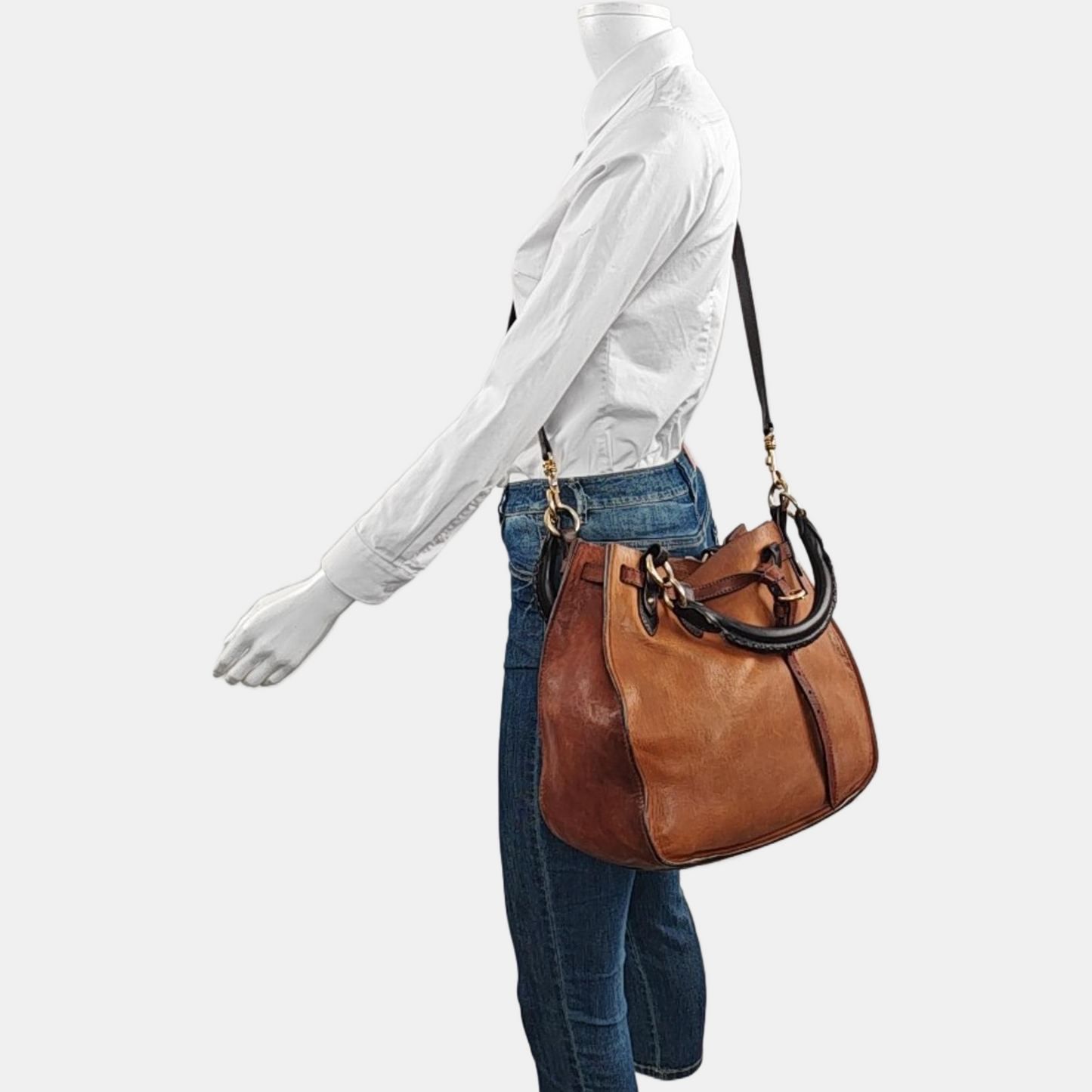 Miu Miu Tote bag Brown cowhide studded single shoulder bag handbag Golden hardware Pouch detachable shoulder strap-(SKU)-958962712