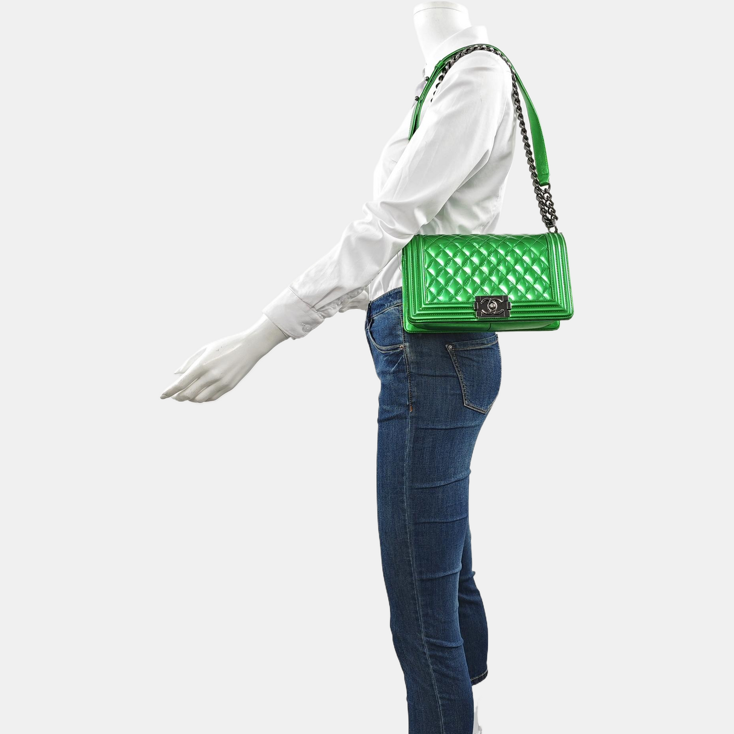 CHANEL BOY CHANEL Medium Green Patent Leather Quilted Shoulder Bag Crossbody Bag with Detachable Strap-(SKU)-959630688