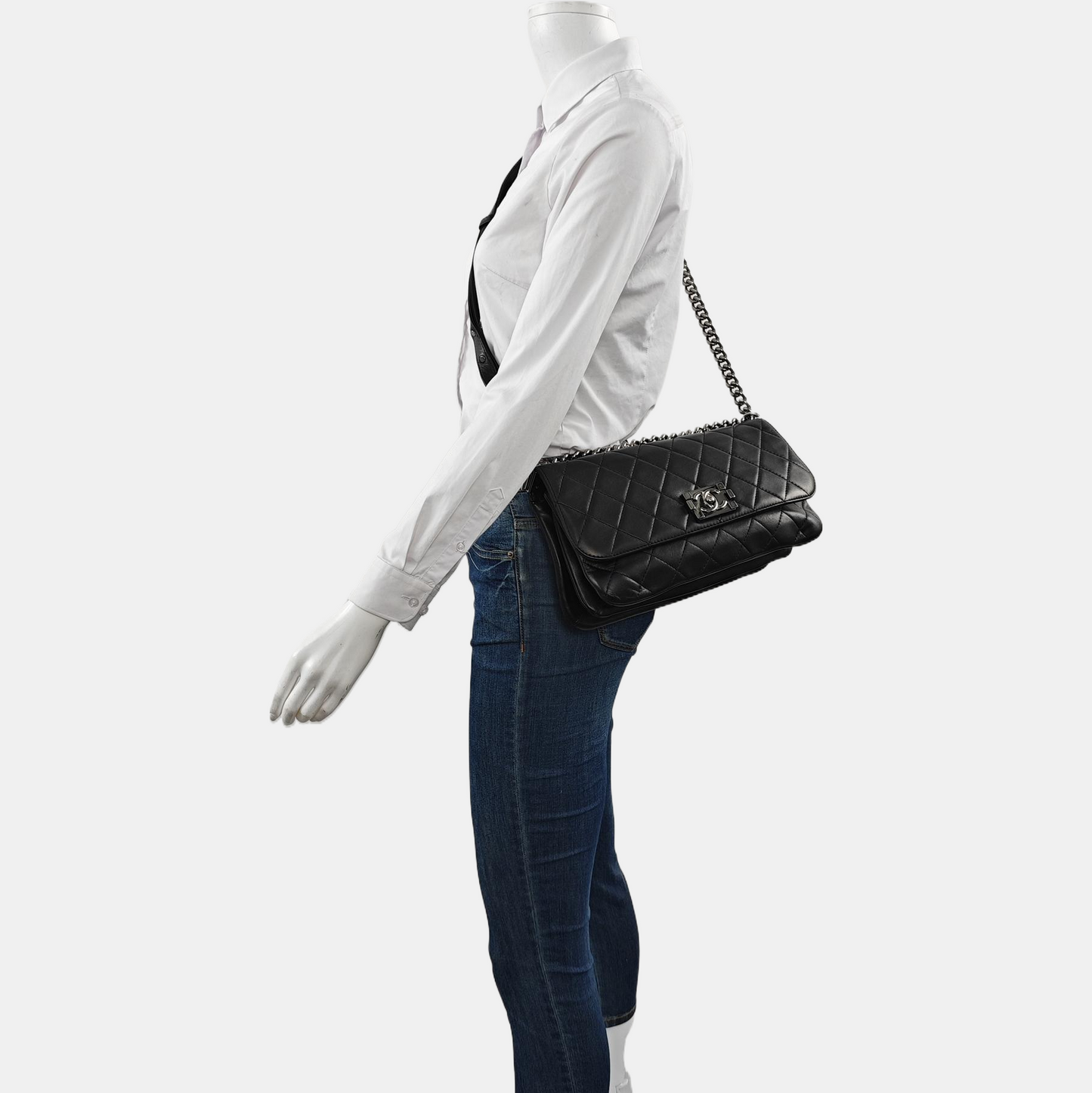 CHANEL BOY CHANEL Black Lamb Skin Quilted Single Shoulder Bag with Silver Hardware, 16 Clasp-(SKU)-961049514