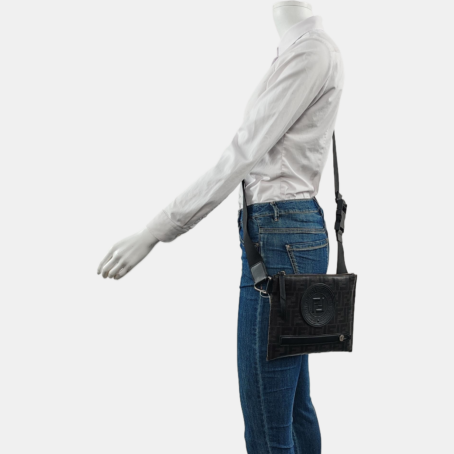 FENDI Black cowhide embossed shoulder bag crossbody bag Silver Hardware-(SKU)-944722741