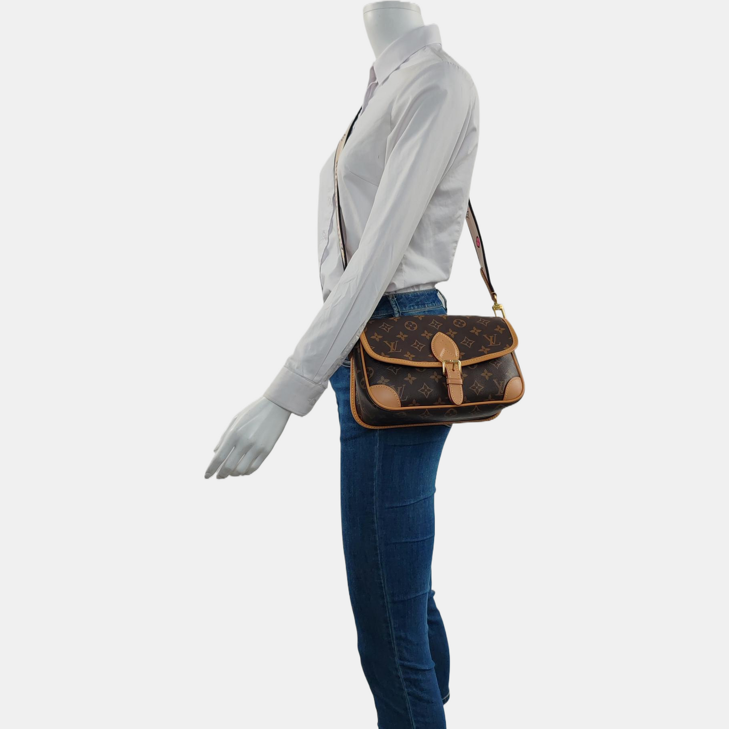 LOUIS VUITTON DIANE Medium Brown Coated Canvas Monogram Crossbody Bag Shoulder Bag Gold Hardware with 2 Detachable Straps-(SKU)-961056306