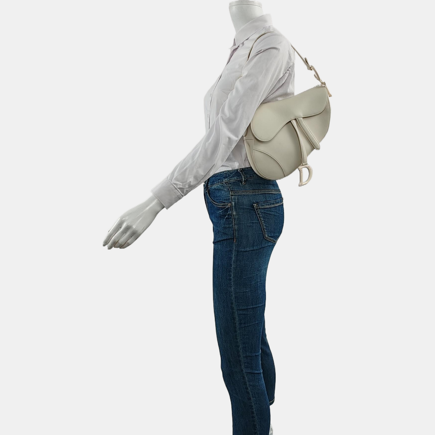 DIOR Saddle Small White Calfskin Saddle Bag Single Shoulder Bag and Tote with White Hardware-(SKU)-962207420