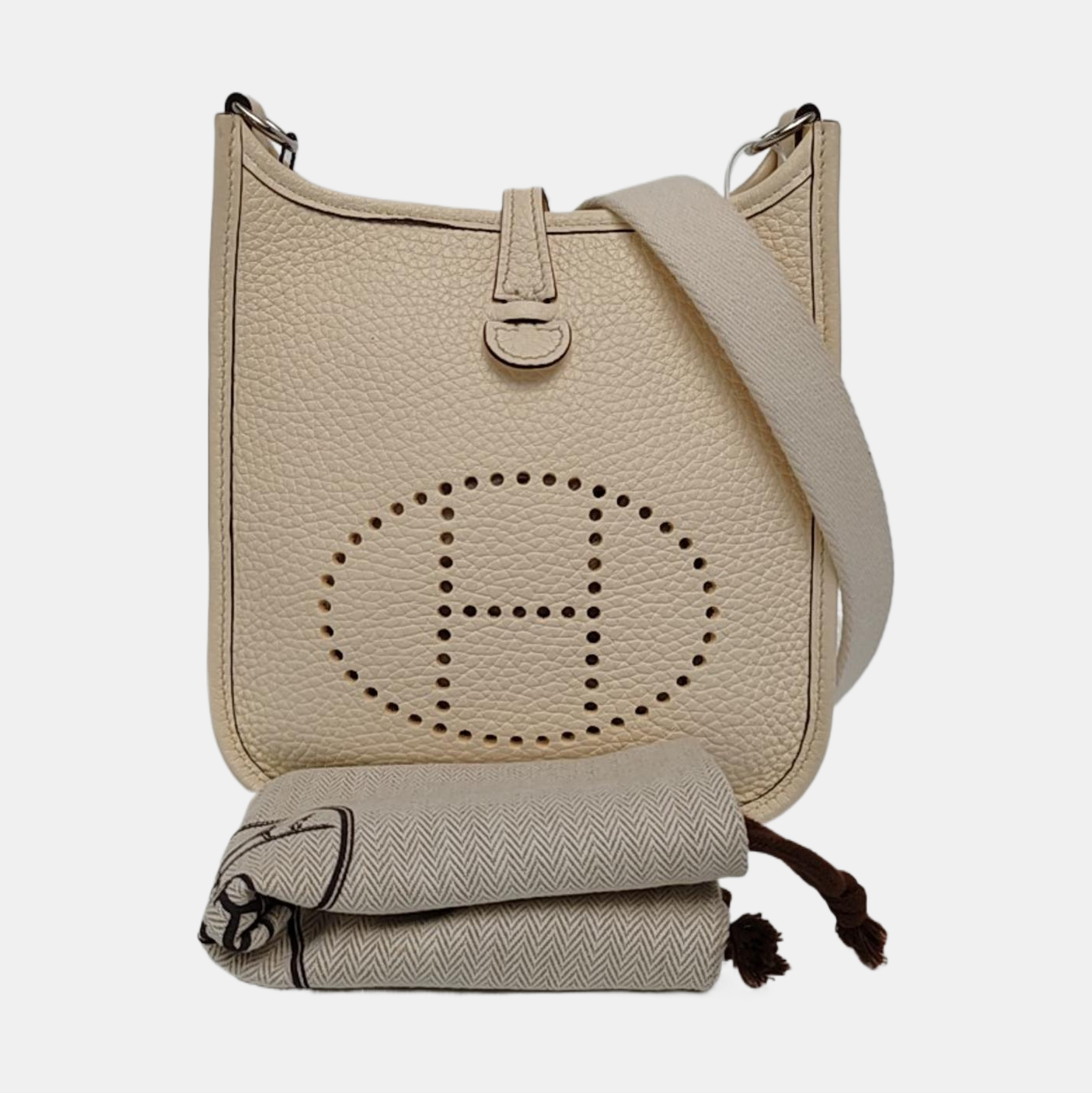 HERMÈS Evelyne TPM cream white Clemence leather perforated Evelyne crossbody bag shoulder bag removable shoulder strap-(SKU)-962616026