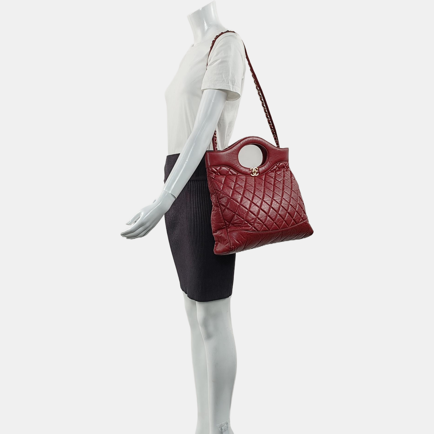 CHANEL CHANEL 31 Burgundy Vintage Calfskin Diamond Quilted Crossbody Single Shoulder Bag Tote with Gold Hardware 30 Compartments-(SKU)-966025324