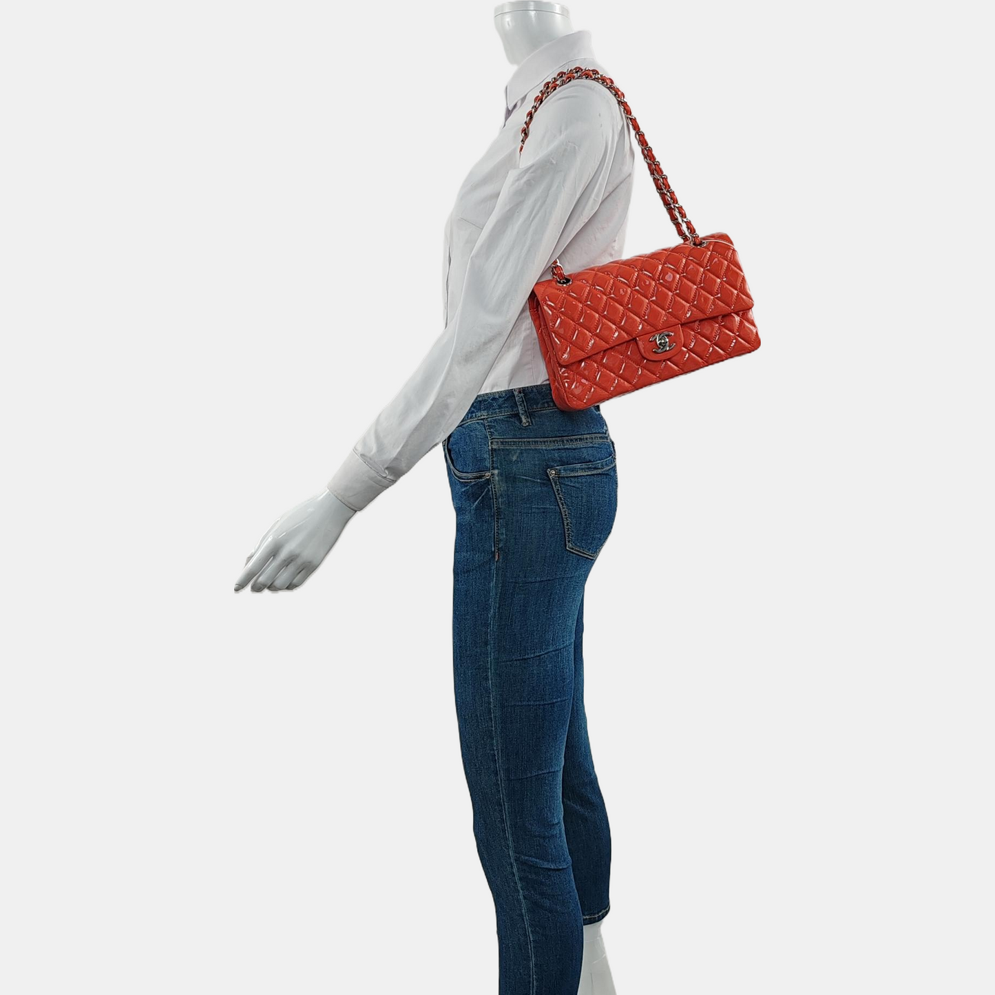 CHANEL CLASSIC FLAP Medium Orange Patent Leather Quilted Shoulder Bag Crossbody Bag Silver Hardware 16 Clasp-(SKU)-966701746