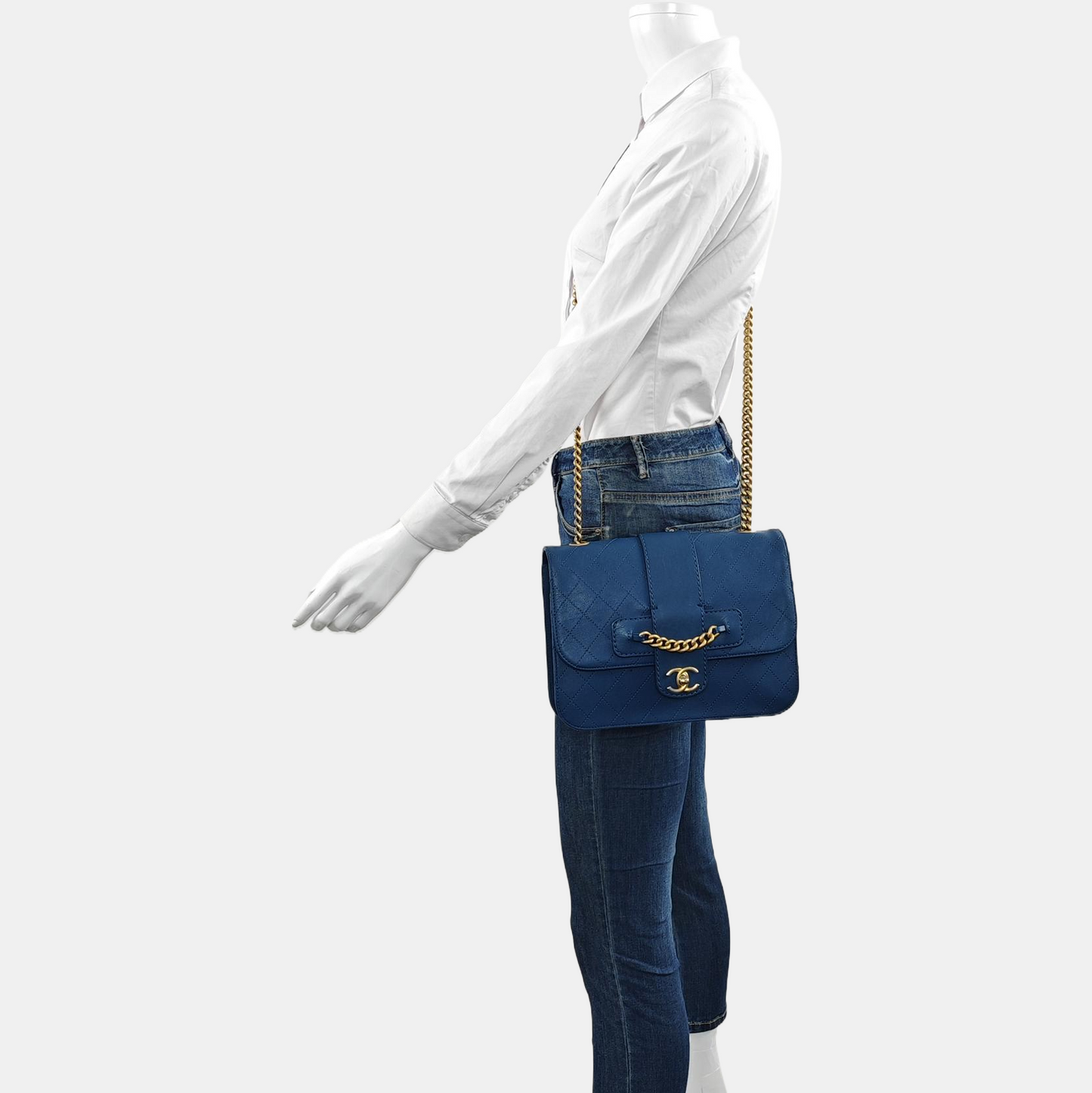CHANEL FRONT CHAIN FLAP BAG Blue Lamb Skin Quilted Shoulder Bag with Chain Strap, Gold Hardware, 24 Flap-(SKU)-966738258