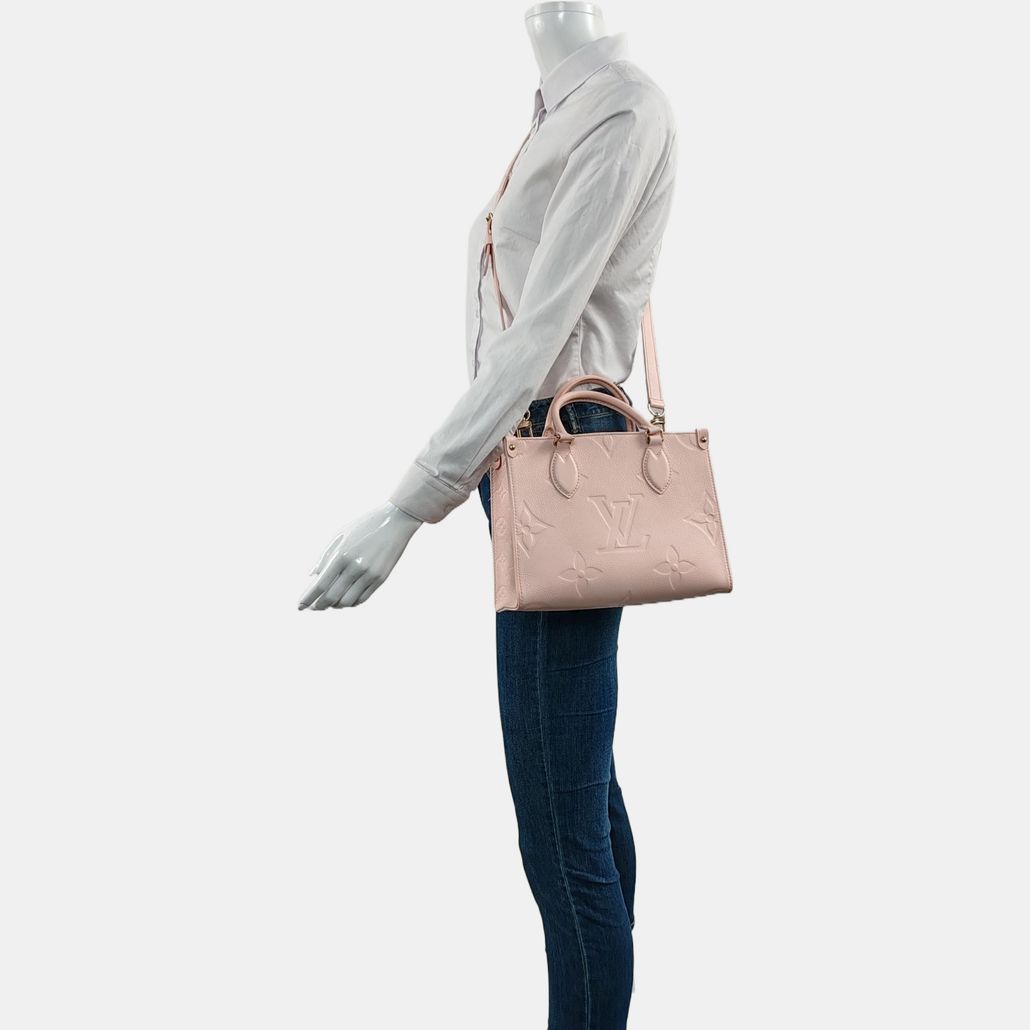 LOUIS VUITTON ONTHEGO Small Light Pink Calfskin Monogram Embossed Jungle Bag Single Shoulder Bag Handbag Detachable Strap-(SKU)-966381048