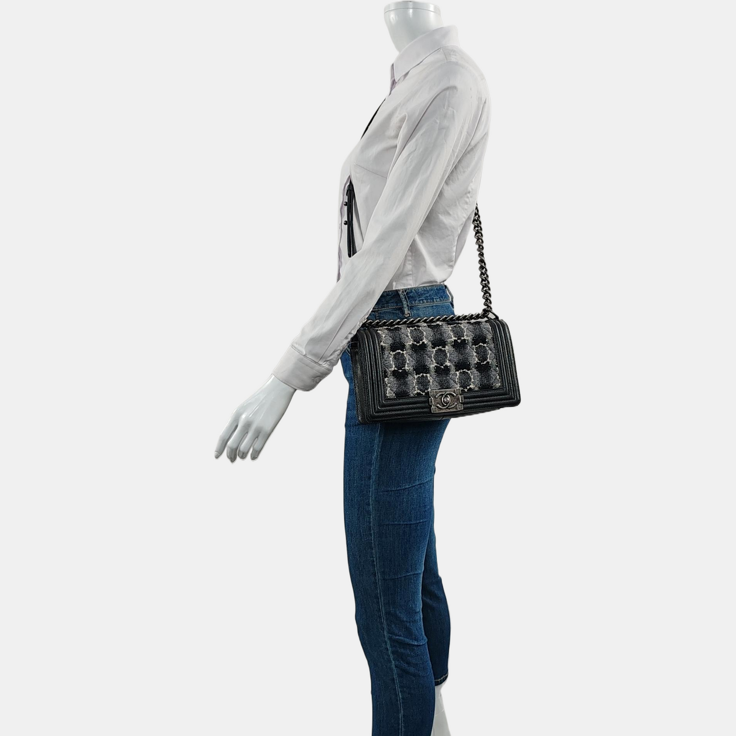 CHANEL BOY CHANEL Medium Black Tweed Quilted Crossbody Bag Single Shoulder Bag Rhodium Hardware 18 Clasp Detachable Strap-(SKU)-967050030