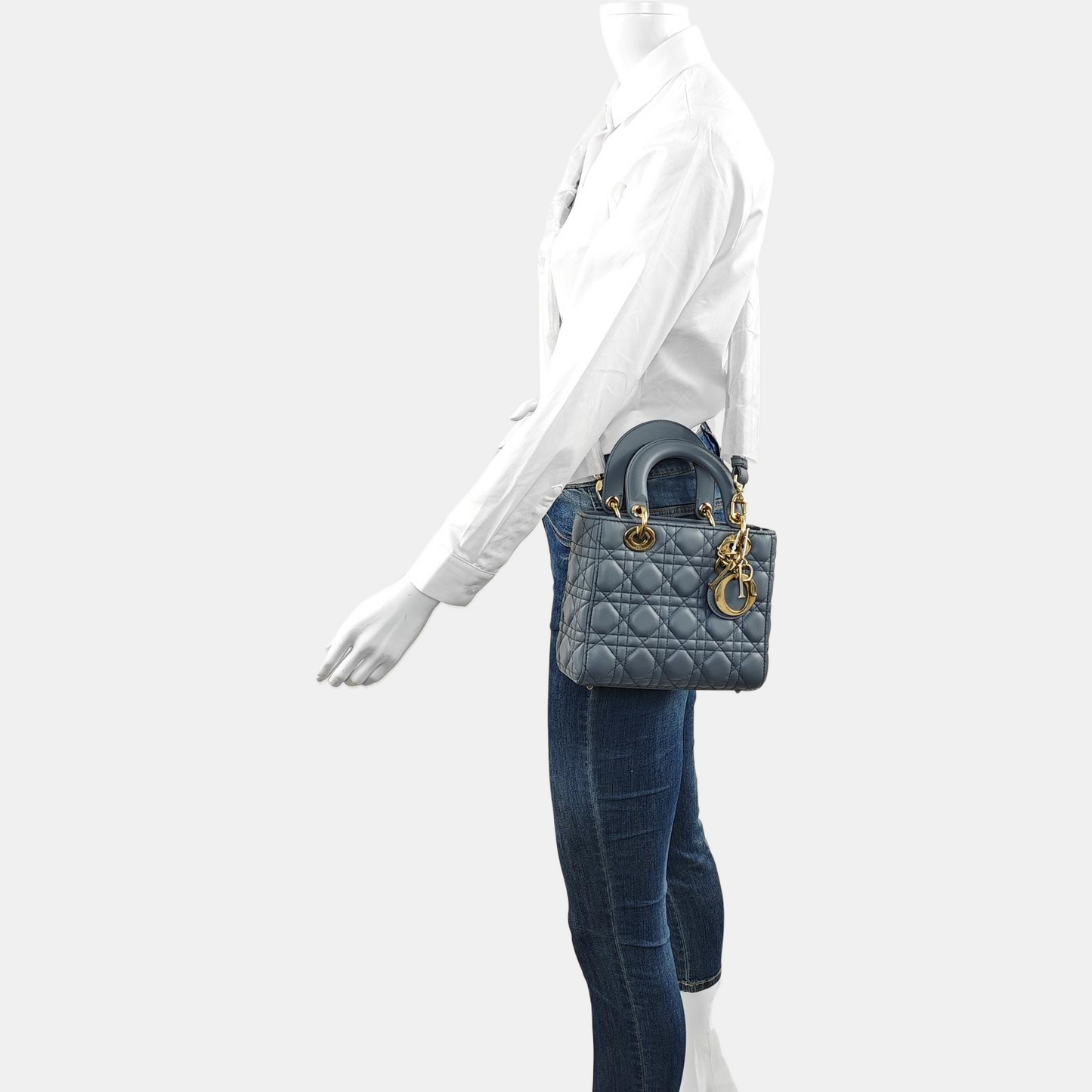 DIOR Lady Dior Small Light Blue Lamb Skin Quilted Diagonal Bag 4-Compartment Single Shoulder Bag Crossbody Handbag with Gold Hardware and Removable Shoulder Strap-(SKU)-967022715