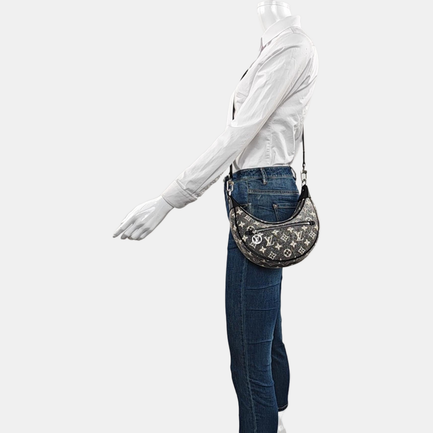 LOUIS VUITTON LOOP Dark Grey Canvas Monogram Jacquard Pea Bag Crossbody Bag Shoulder Bag Silver Hardware 2 Removable Straps-(SKU)-967284510