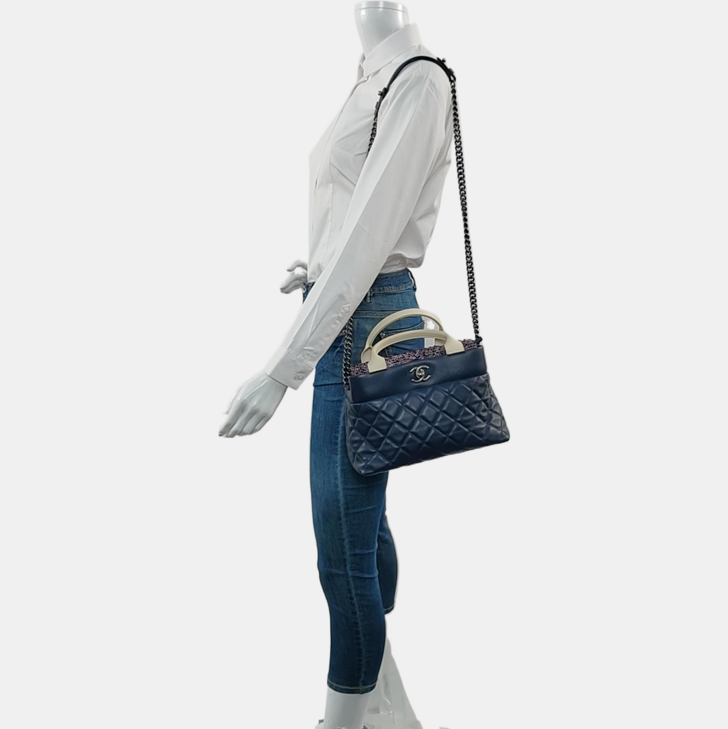 CHANEL PORTOBELLO Blue Calfskin Quilted Crossbody Shoulder Bag with Palladium Hardware, 22K-(SKU)-967668777