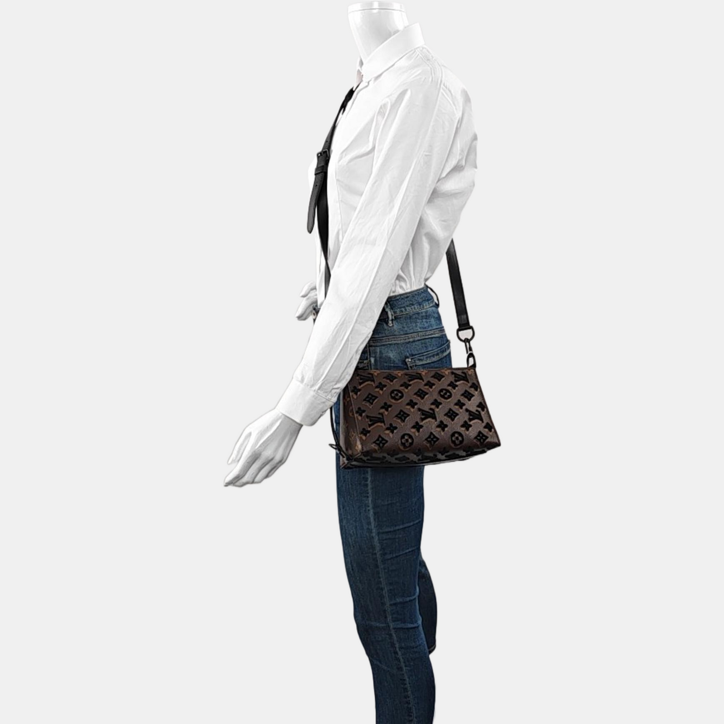 LOUIS VUITTON TRIANGLE Brown Coated Canvas Monogram Embroidered Messenger Bag Crossbody Handbag Shoulder Bag Black Hardware Detachable Strap-(SKU)-965410555