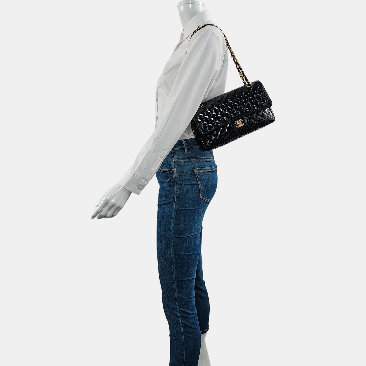 CHANEL CLASSIC FLAP Medium Black Patent Leather Cannage Flap Single Shoulder Bag Gold Black Red Hardware 13 Clasp-(SKU)-969308446