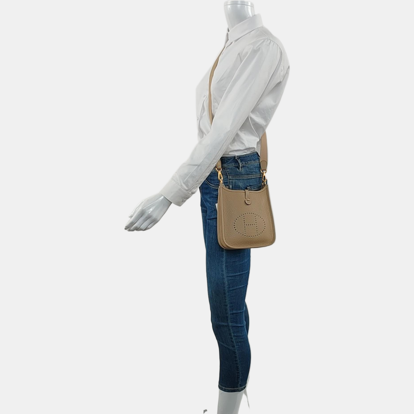 HERMÈS Evelyne TPM Malfatti Beige Clemence Leather Cutout Evelyne Shoulder Bag Crossbody Bag Golden Hardware U Engraved Removable Shoulder Strap-(SKU)-969331994