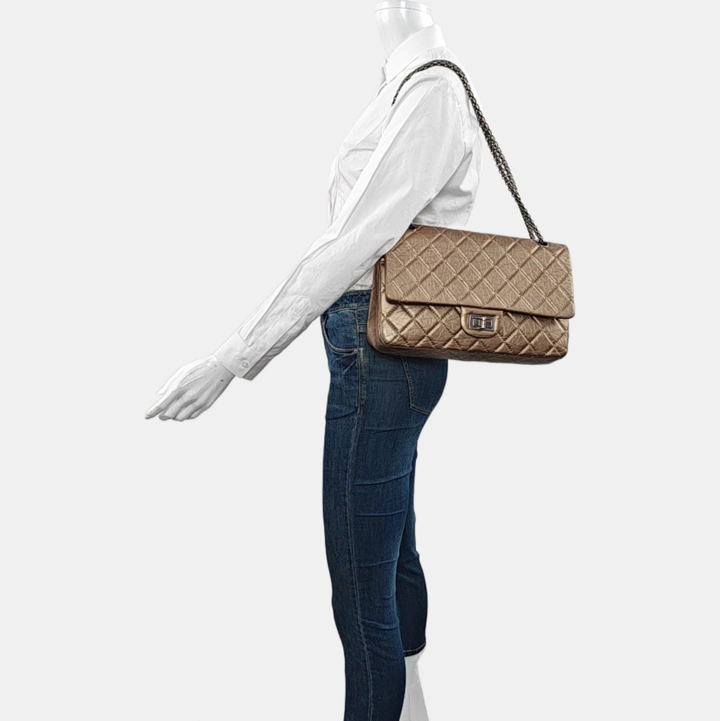 CHANEL 2.55 Maxi Super Large Golden Leather Quilted Single Shoulder Bag Crossbody Bag Palladium Hardware 16 Clasp-(SKU)-970538334