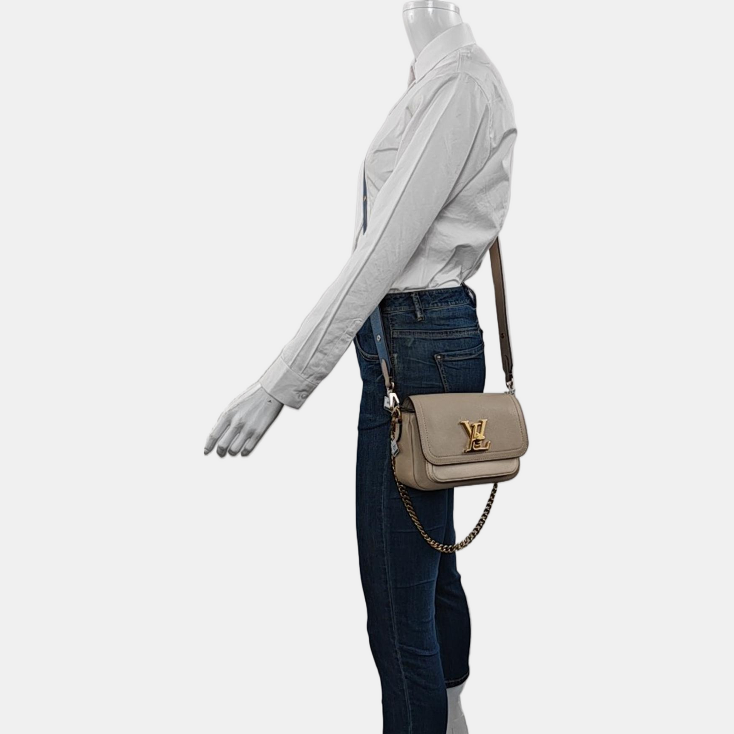 LOUIS VUITTON LOCKME TENDER Khaki Leather Single Shoulder Bag Crossbody Shoulder Bag 2 Removable Shoulder Straps Golden Hardware Complete Accessories-(SKU)-970899092