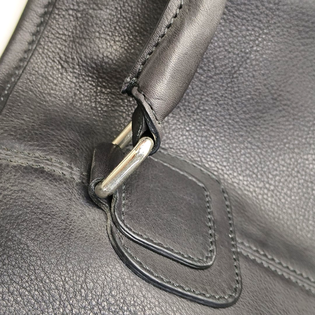 FENDI Tote bag Black cowhide tote bag Silver Hardware-(SKU)-960577397
