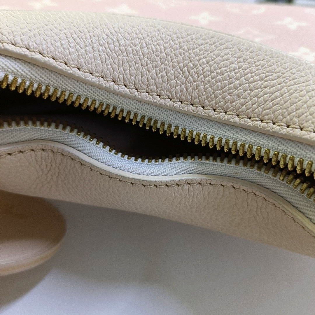 LOUIS VUITTON BAGATELLE Pink Calfskin Embossed Shoulder Bag with Removable Strap-(SKU)-968753573