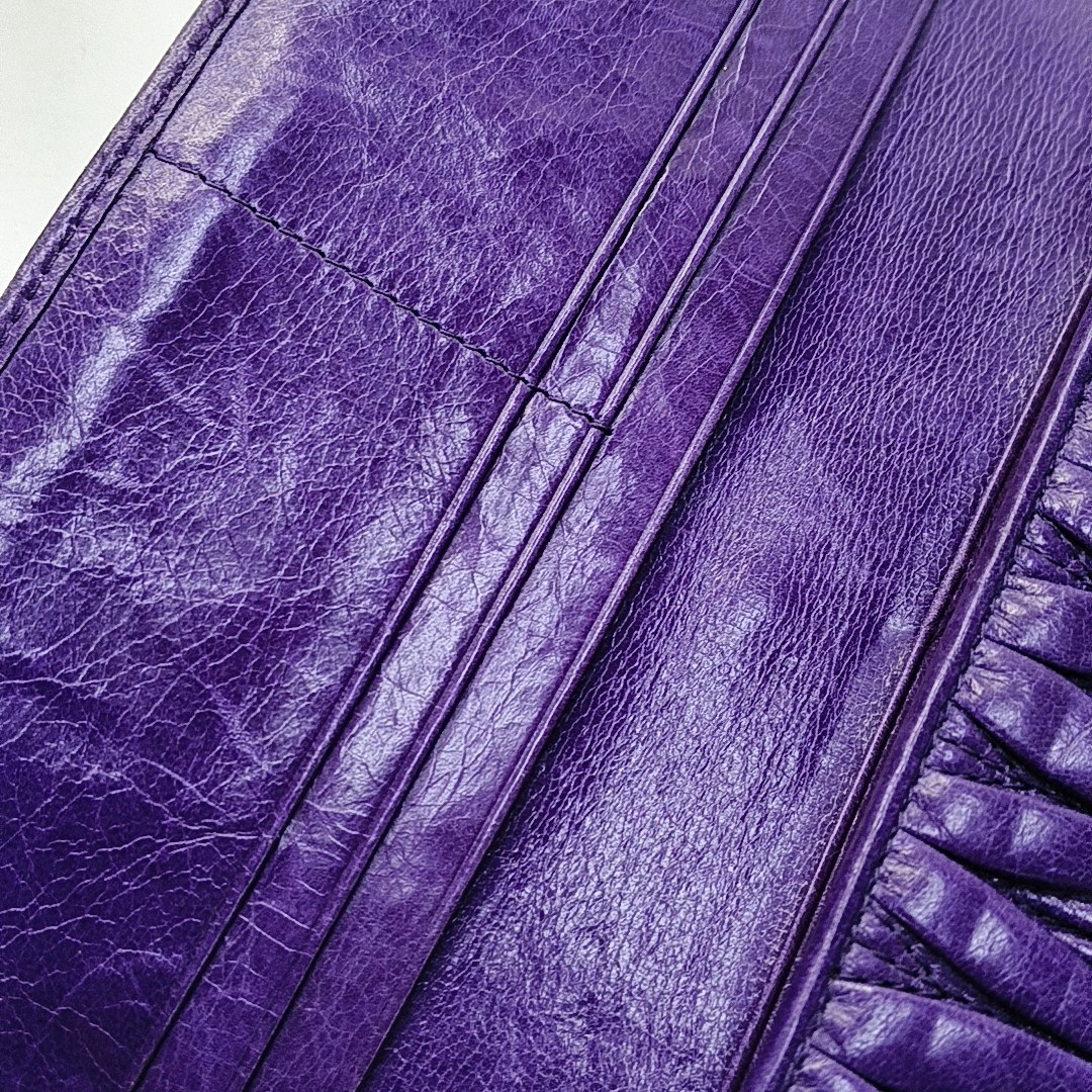 Miu Miu Purple Calf Leather Quilted Wallet Golden hardware Sub-bag-(SKU)-960261981