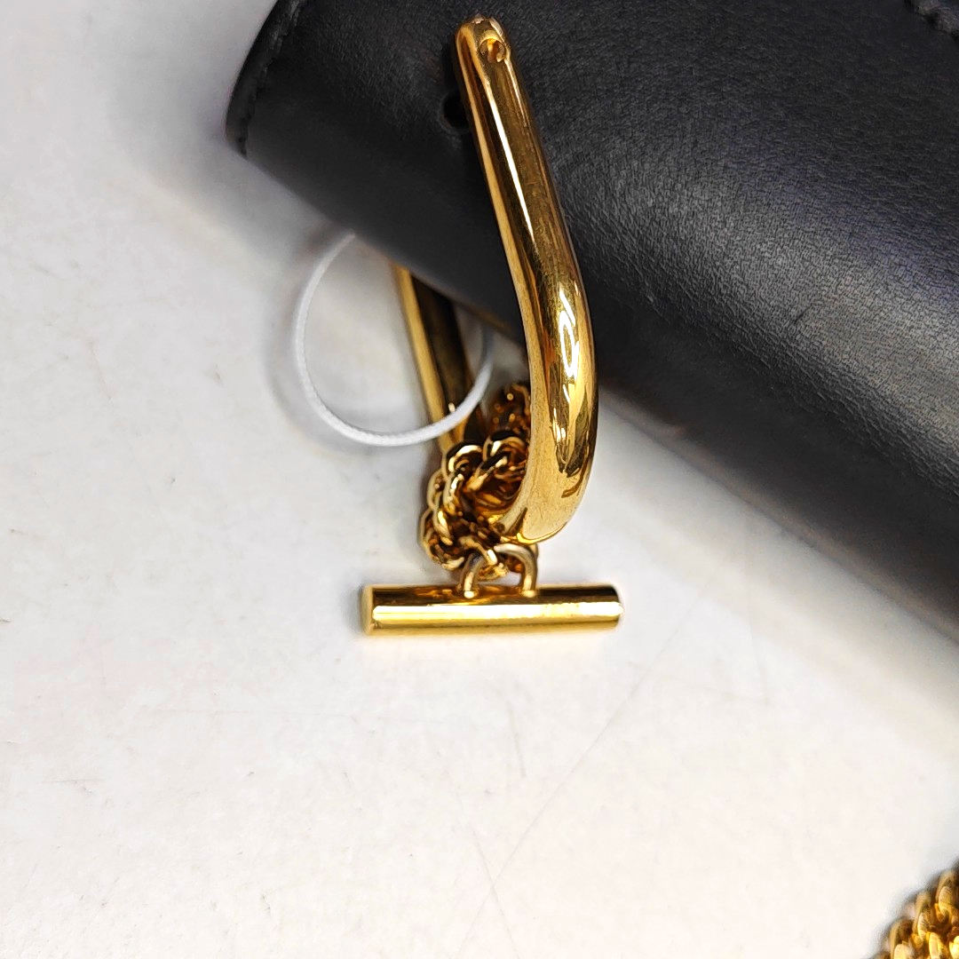 Chloé Drew Medium size Black Cowhide Studs Badge Crossbody, Single Shoulder Bag Golden hardware-(SKU)-959919601