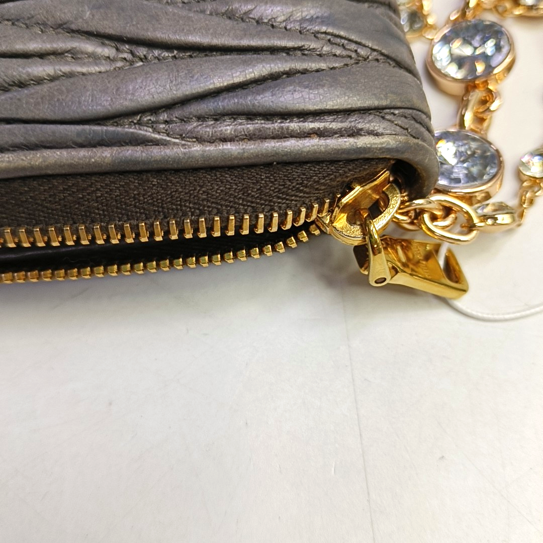 Miu Miu Matelassé Grey Lamb Skin Quilted Crossbody Bag-(SKU)-950467025