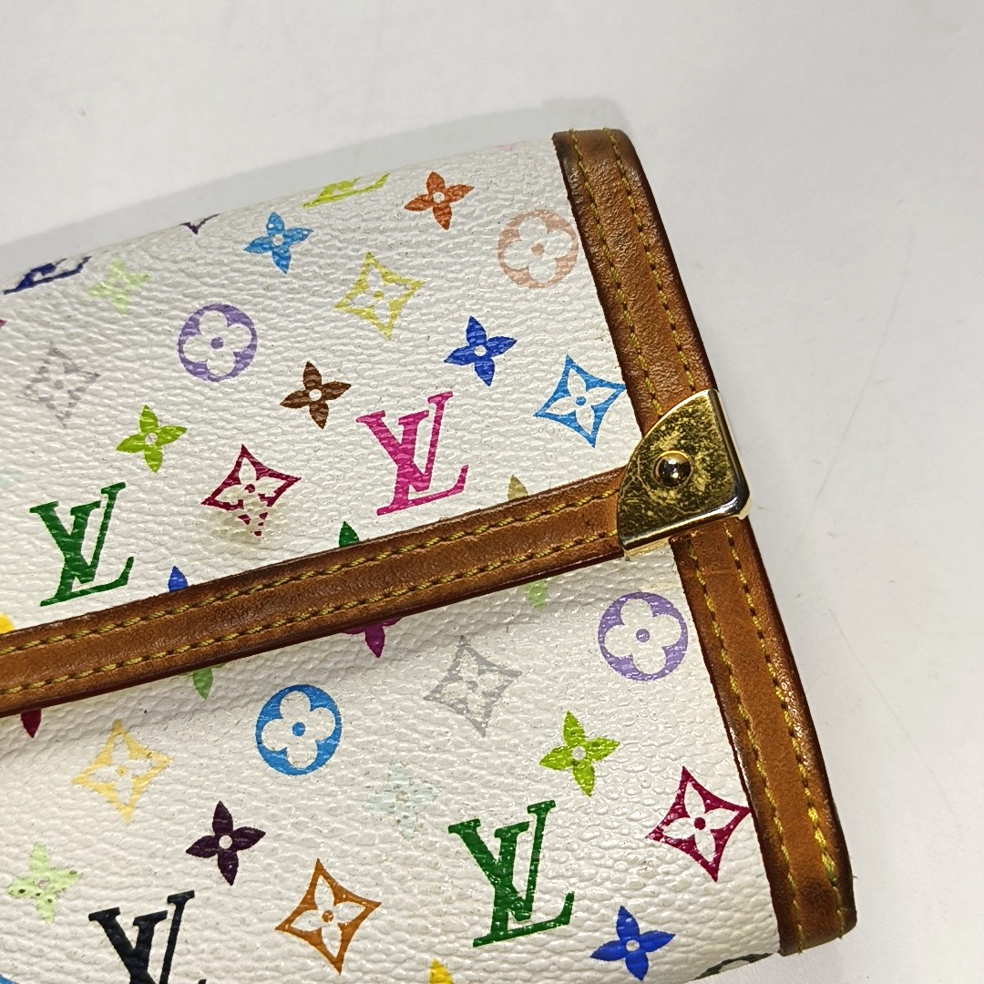 LOUIS VUITTON INTERNATIONAL White Tricolor Coated Canvas Monogrammed Wallet Golden hardware-(SKU)-956534892