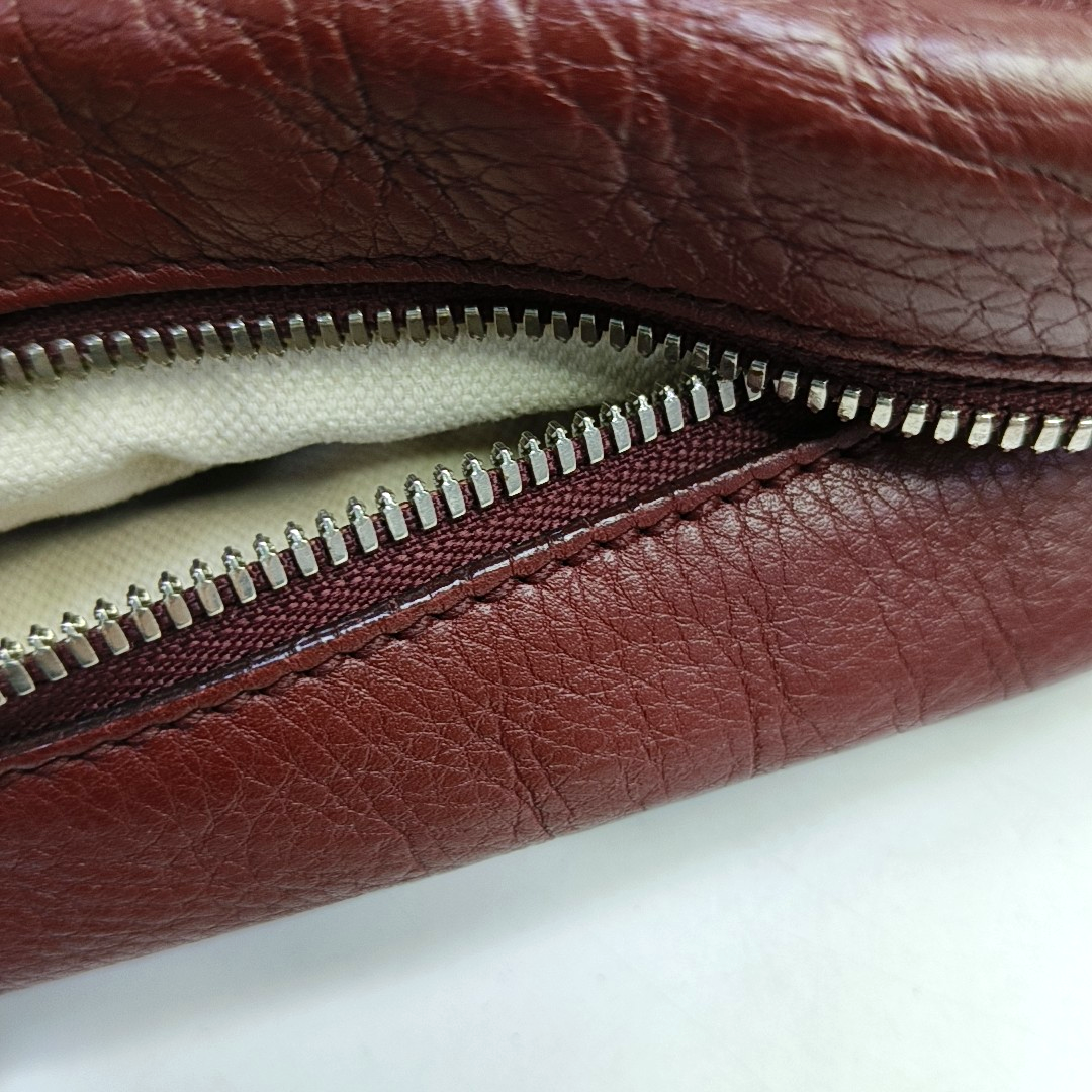 GUCCI Burgundy Cowhide Single Shoulder Bag Crossbody Bag Silver Hardware-(SKU)-944837451