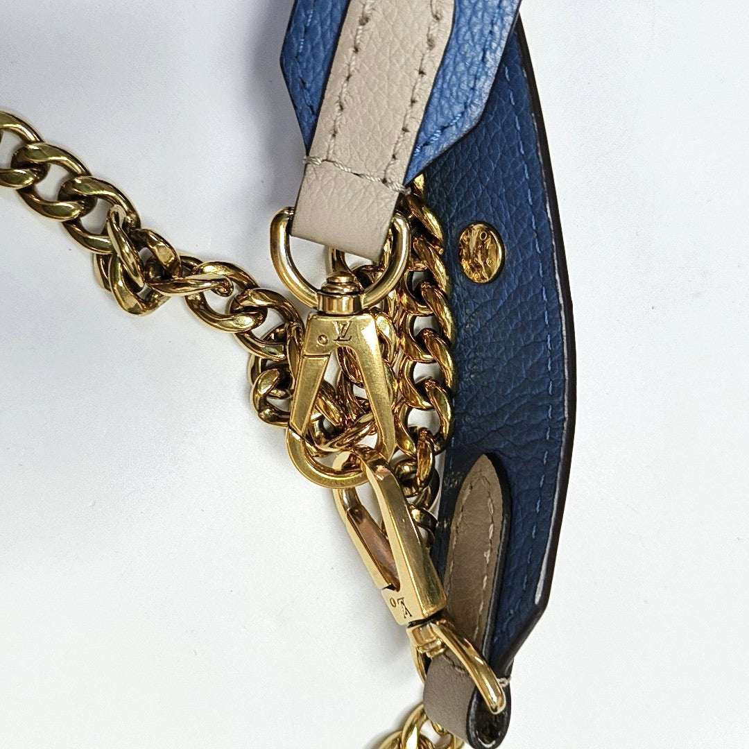 LOUIS VUITTON LOCKME TENDER Khaki Leather Single Shoulder Bag Crossbody Shoulder Bag 2 Removable Shoulder Straps Golden Hardware Complete Accessories-(SKU)-970899092