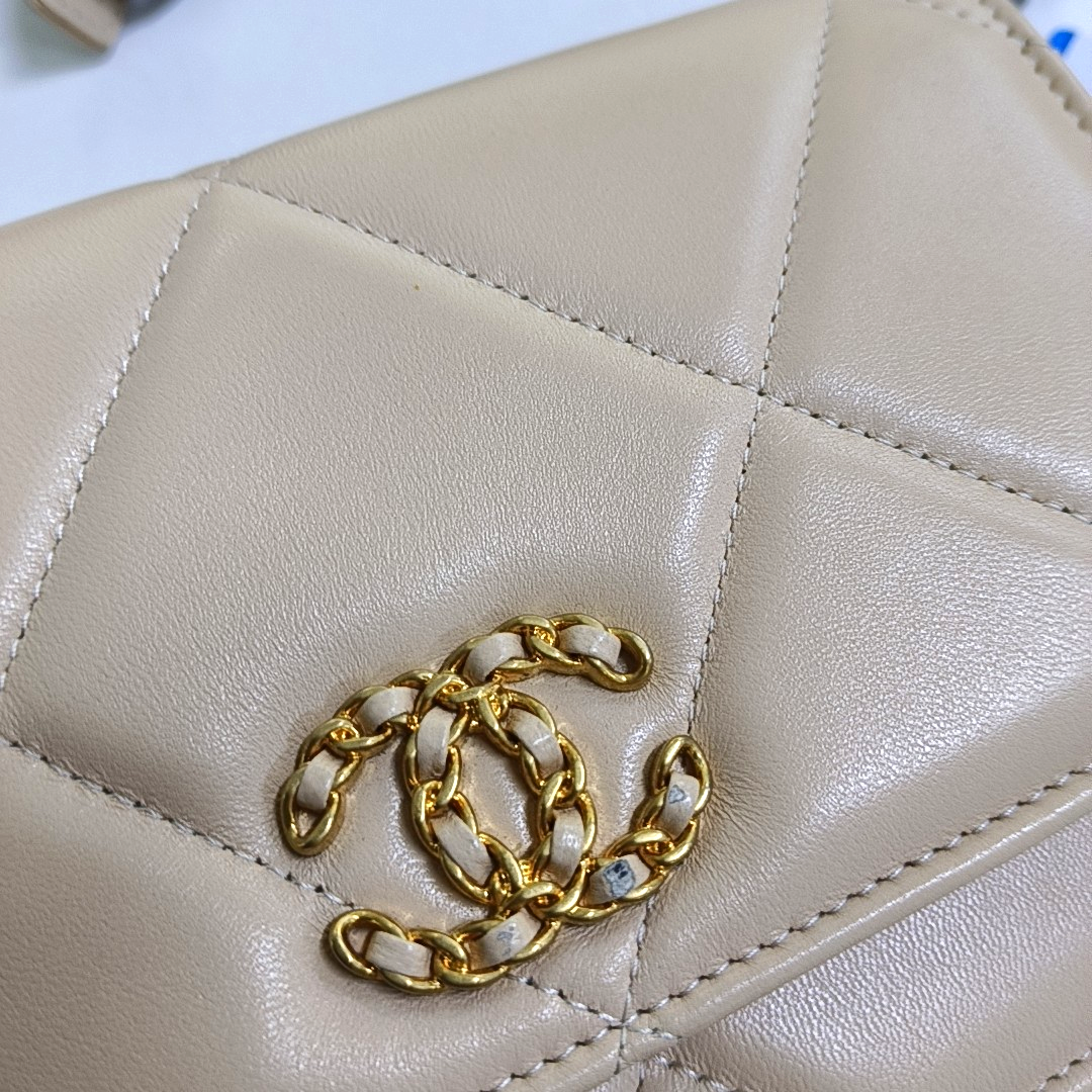 CHANEL CHANEL 19 WOC Beige Lamb Skin Quilted Stitched Crossbody Shoulder Bag Handbag Tote Bag Golden Silver Rhodium Hardware 31 Clasp-(SKU)-949178375
