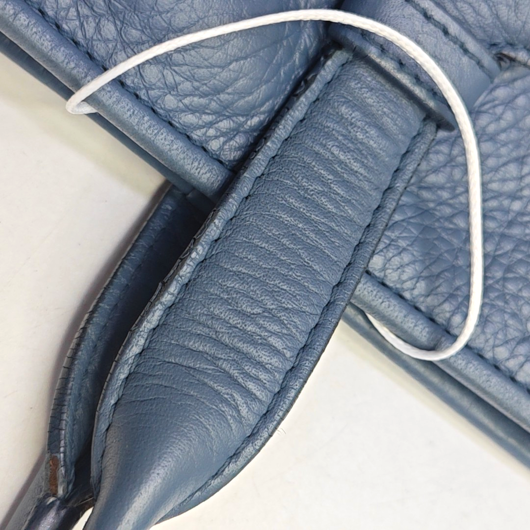 LOEWE Tote bag Blue Leather Tote Bag Golden hardware-(SKU)-945163110