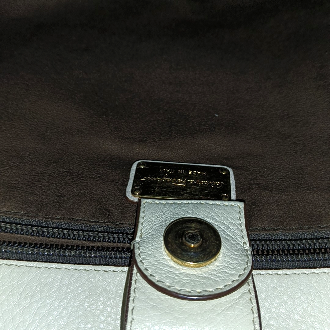 FERRAGAMO Sookie White Leather Handbag Golden hardware-(SKU)-13881805