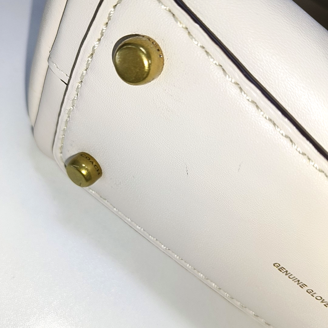 COACH COURIER White leather rivet patchwork single shoulder bag crossbody Golden hardware Removable shoulder strap-(SKU)-13839897
