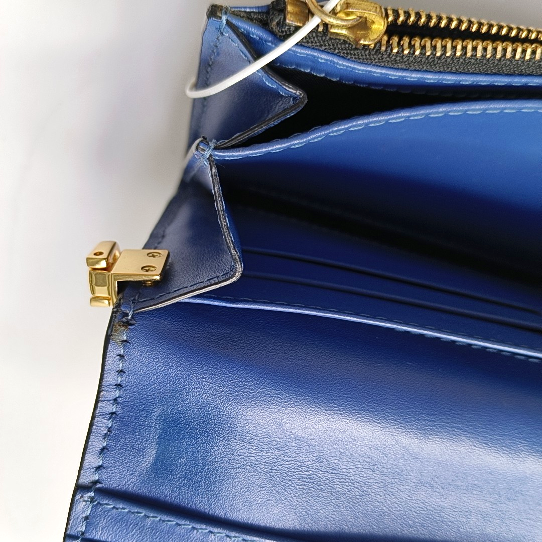 BURBERRY Langley Dark Blue Cow Leather Embossed Wallet Golden hardware-(SKU)-947970843