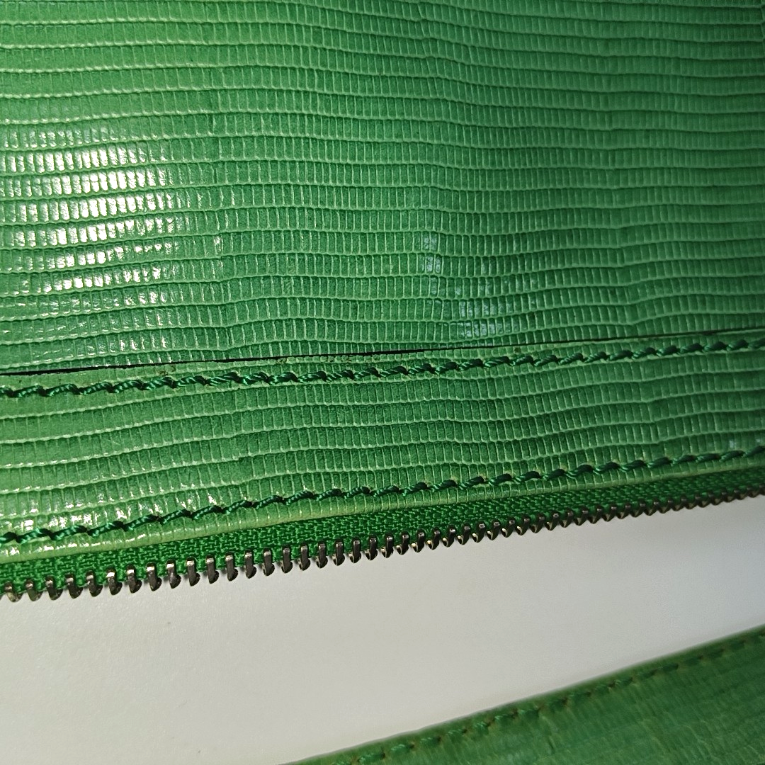 BURBERRY Green Cowhide Embossed Single Shoulder Bag Silver Hardware-(SKU)-934701341