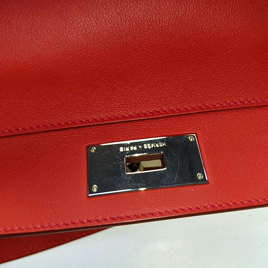 HERMÈS Toolbox 26 Peony Red Evercolor Leather Shoulder Bag with Silver Hardware, T Clasp, Detachable Strap-(SKU)-954919312