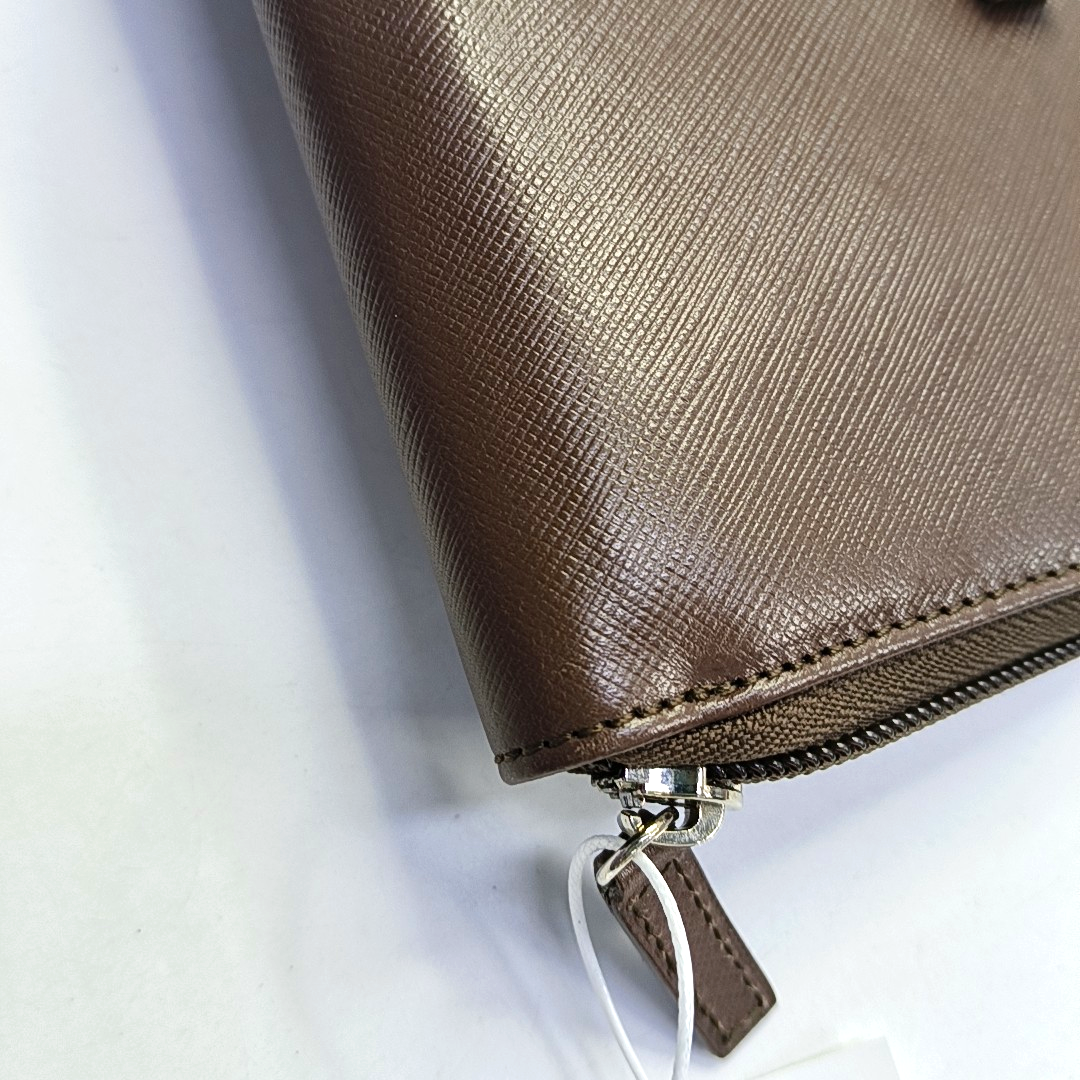 FERRAGAMO Vara Dark Brown Leather Embossed Wallet Silver Hardware-(SKU)-943942165