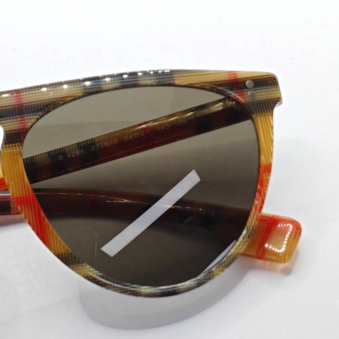 BURBERRY Black Round Synthetic Sunglasses-(SKU)-947986943