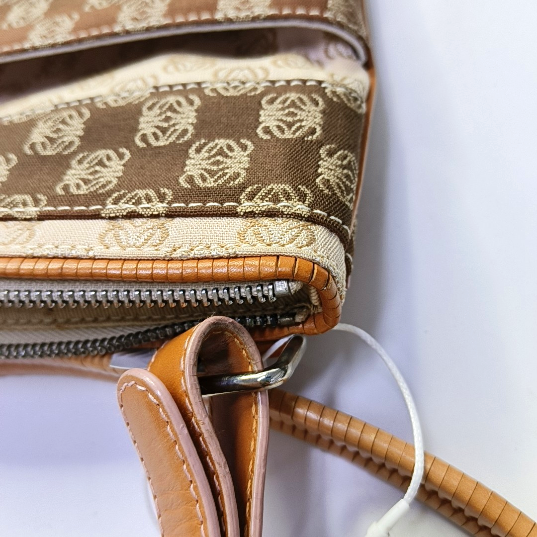 LOEWE Khaki canvas old flower floral single shoulder bag crossbody bag Silver Hardware Removable shoulder strap-(SKU)-944298233