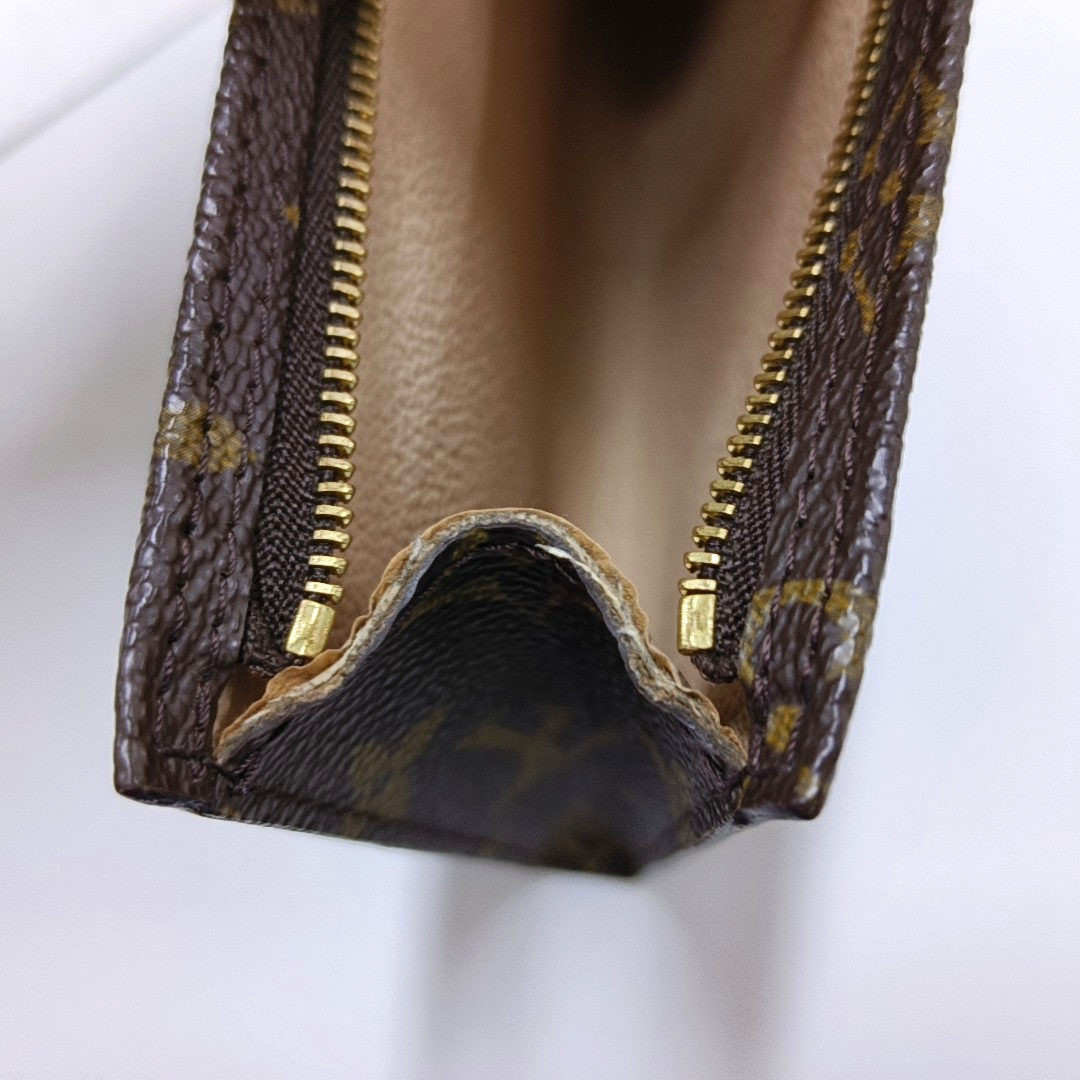 LOUIS VUITTON VOYAGE Brown Coated Canvas Monogram Cosmetic Bag Clutch Golden hardware-(SKU)-959441857