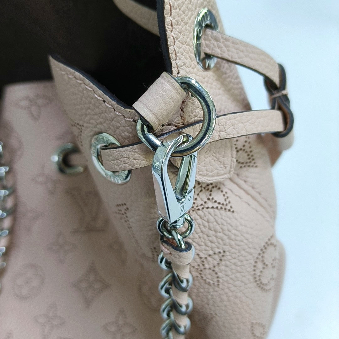 LOUIS VUITTON BELLA pink leather Monogram woven shoulder bag with 2 detachable straps, silver hardware-(SKU)-968037348
