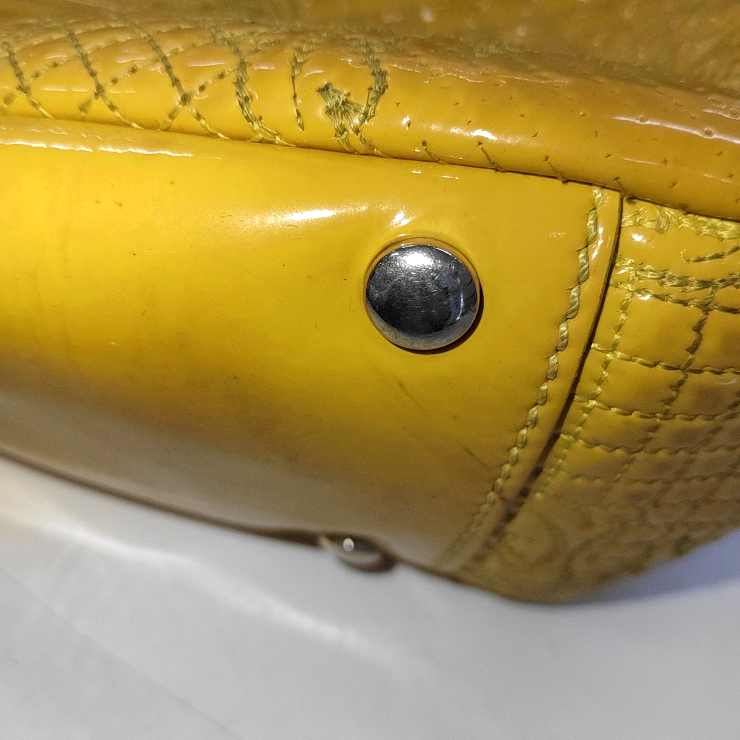 VERSACE Yellow Patent Leather Quilted Handbag Golden hardware-(SKU)-930265862
