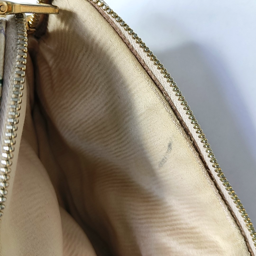 Miu Miu Beige Cowhide Printed Handbag Golden hardware-(SKU)-953382271