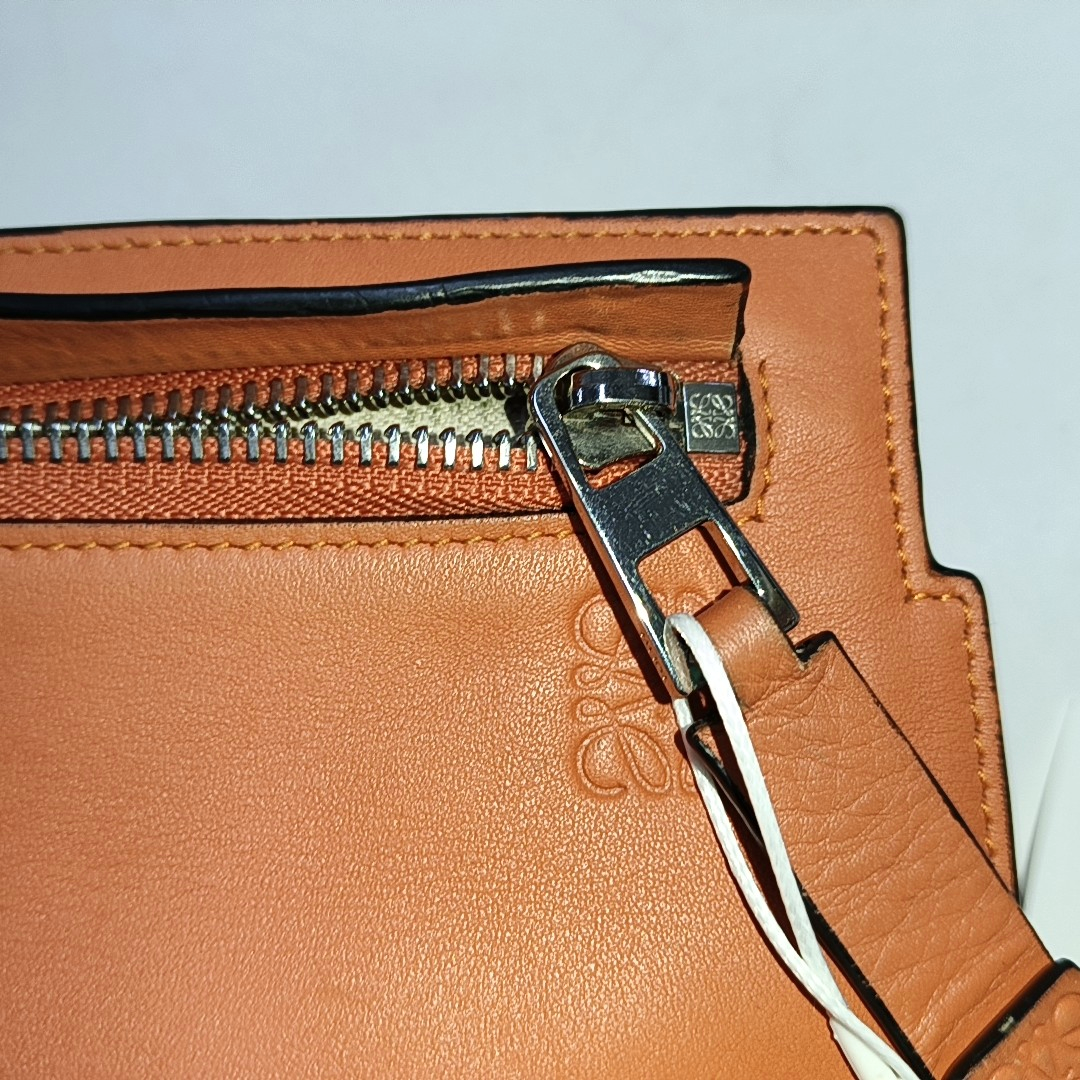 LOEWE T Pouch Orange Cowhide Crackle Handbag Golden hardware-(SKU)-940021177