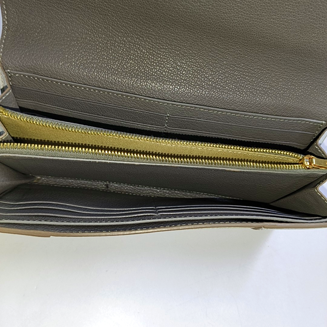 CELINE Light Blue Calfskin Wallet Golden hardware-(SKU)-940440188