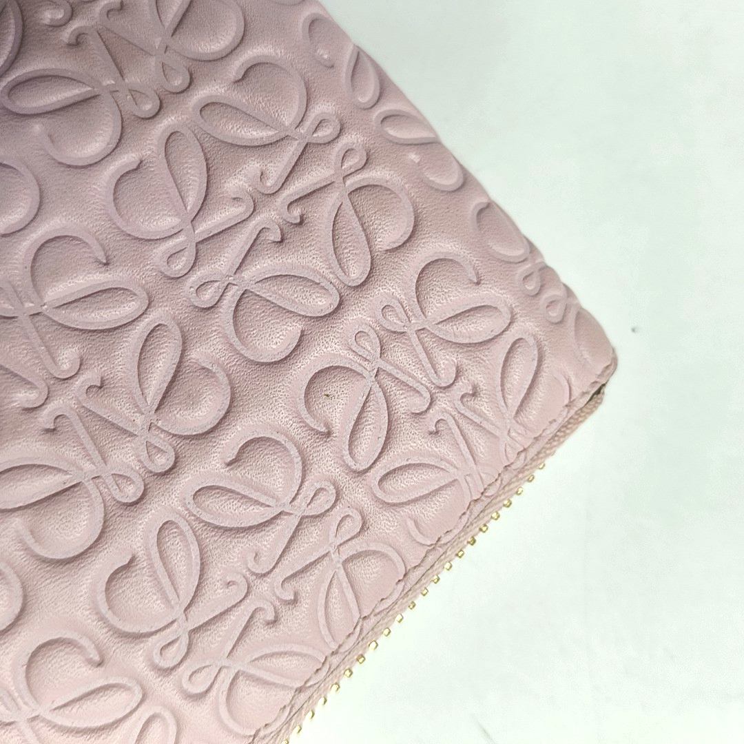 LOEWE Pink Cowhide Embossed Vintage Wallet Golden hardware-(SKU)-956396873