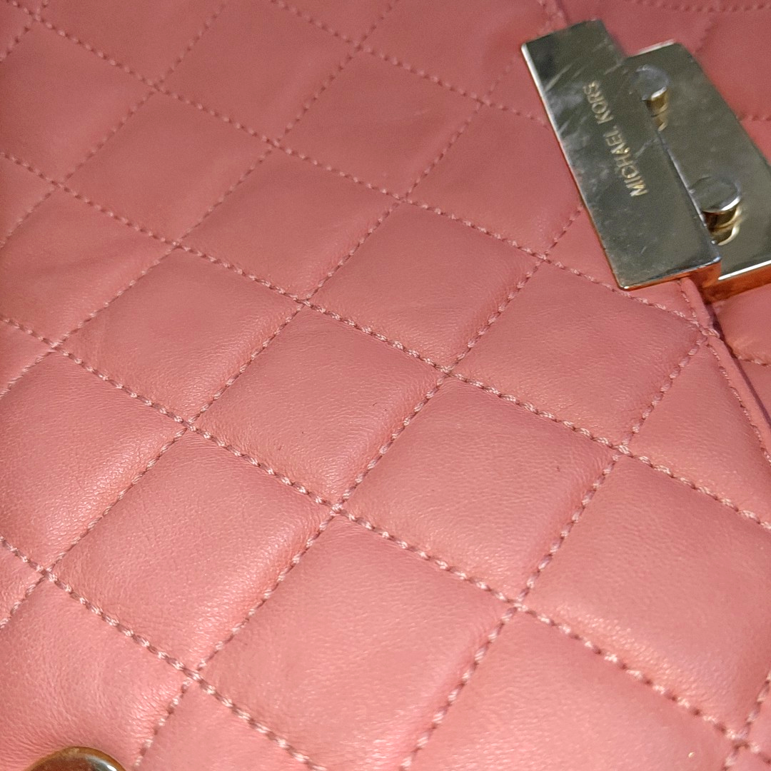 MICHAEL KORS Sloan Orange-pink cowhide quilted crossbody bag/shoulder bag/handbag Golden hardware-(SKU)-932342596
